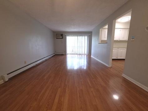 12 Parkside Court Vernon Hills IL 60061