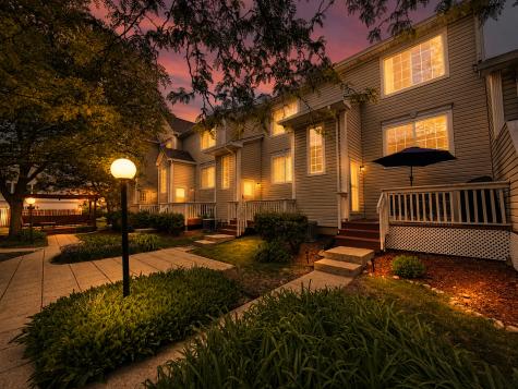 313 Peachtree Court Bolingbrook IL 60440