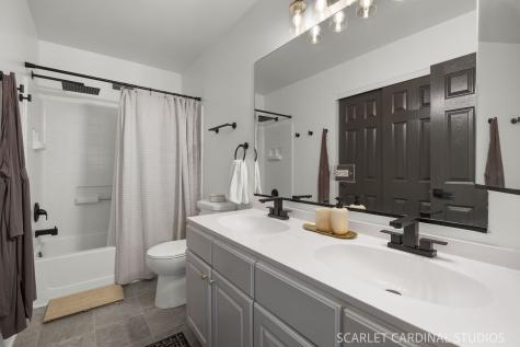 313 Peachtree Court Bolingbrook IL 60440