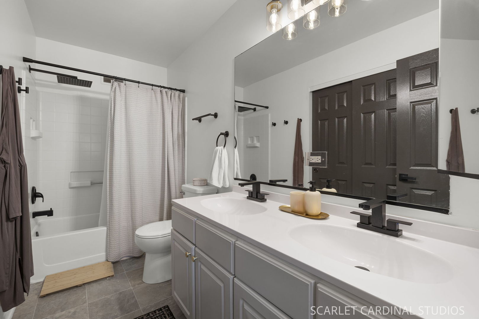 313 Peachtree Court Bolingbrook IL 60440