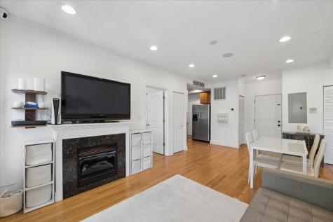 6333 North Glenwood Avenue Chicago IL 60660