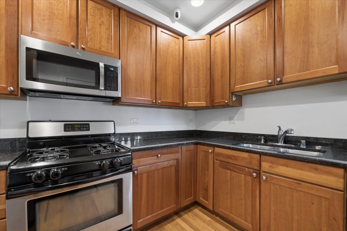 6333 North Glenwood Avenue Chicago IL 60660