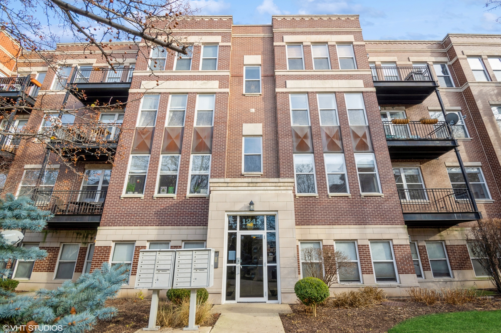 1245 North Orleans Street Chicago IL 60610