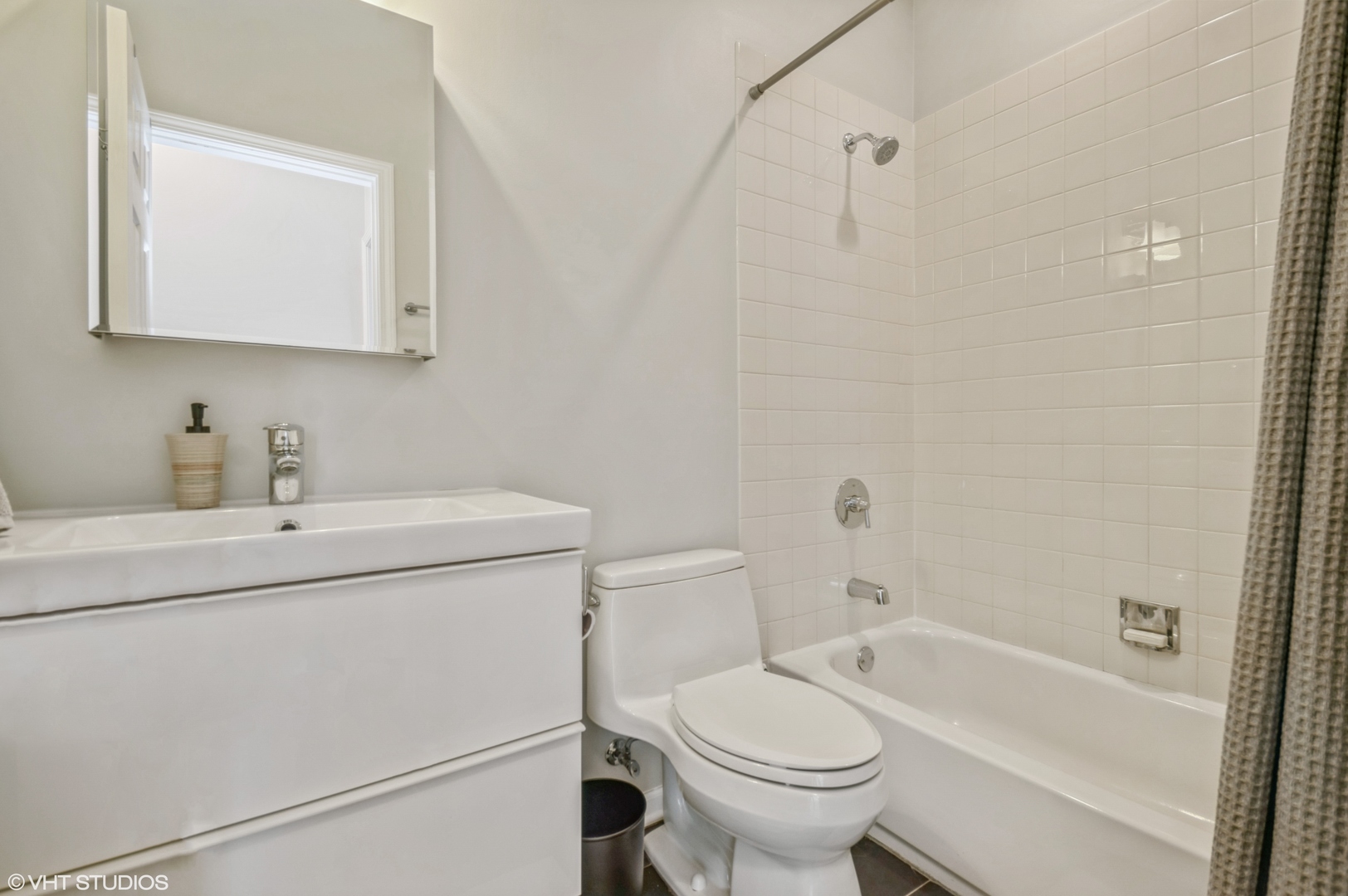 1245 North Orleans Street Chicago IL 60610