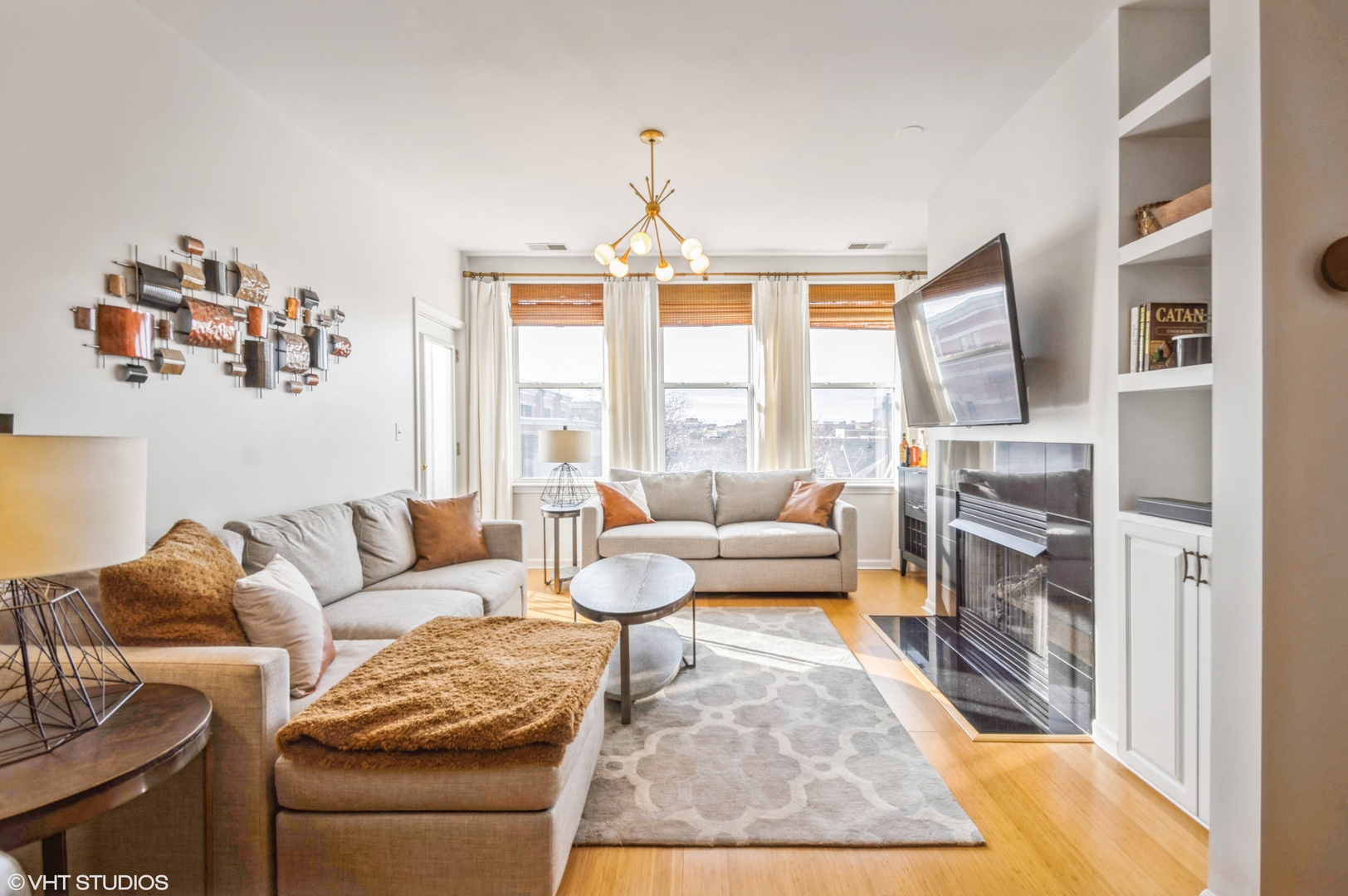1245 North Orleans Street Chicago IL 60610