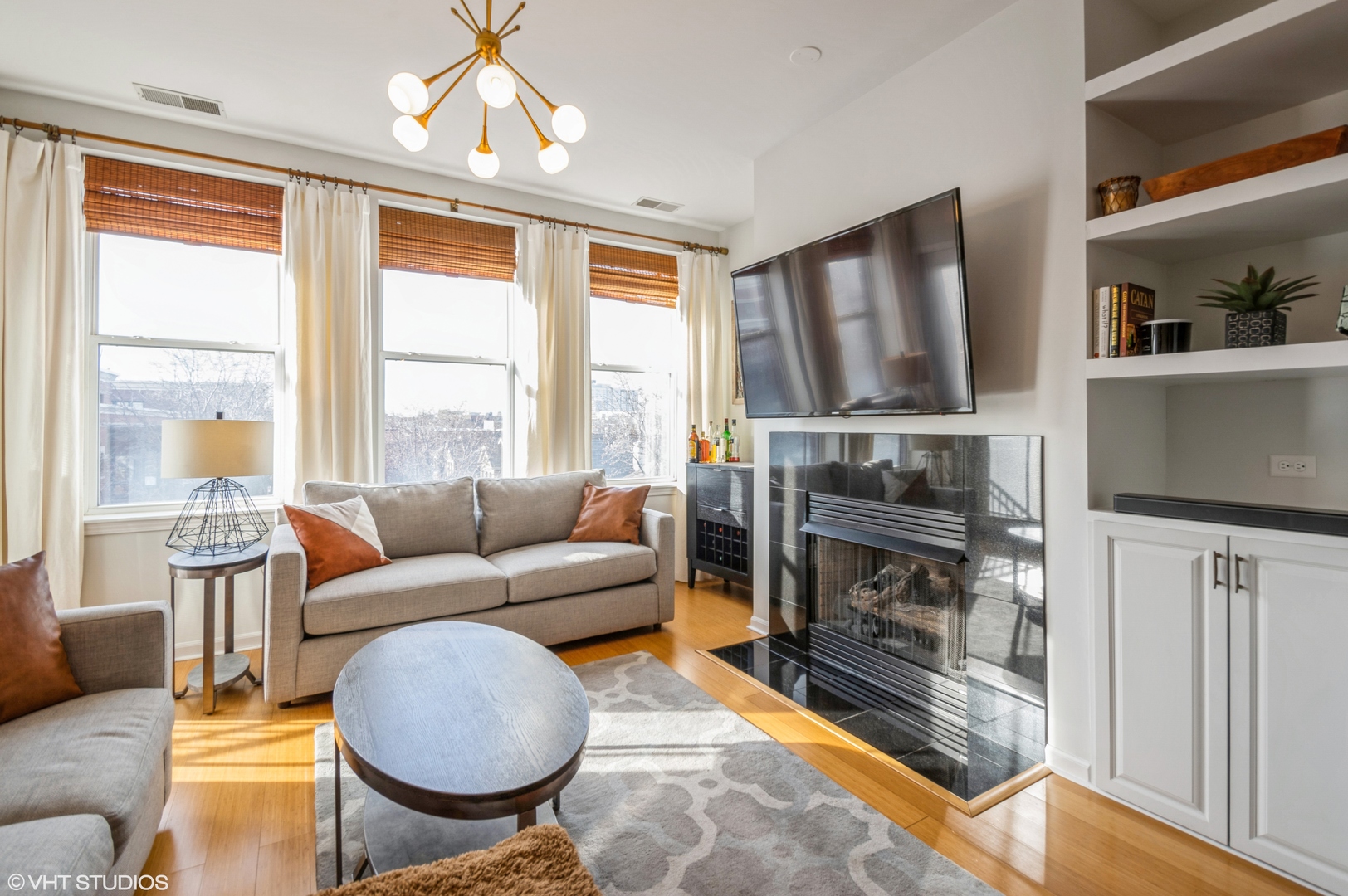 1245 North Orleans Street Chicago IL 60610