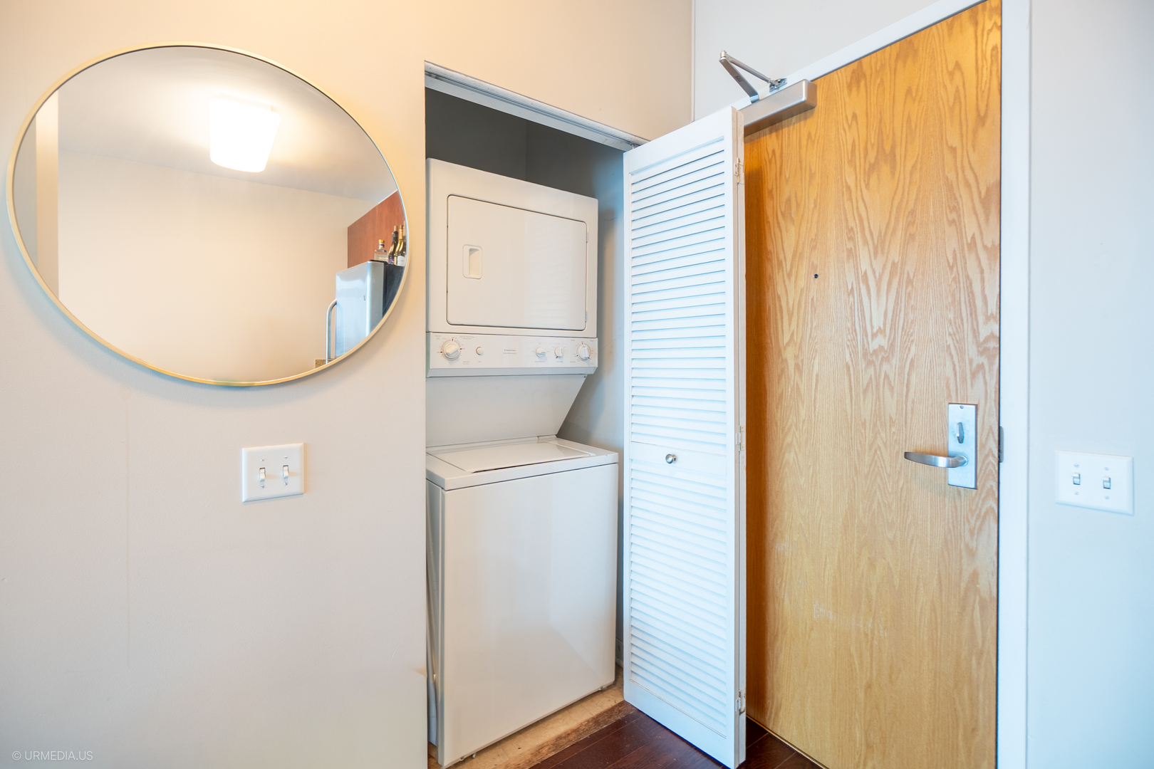 757 North Orleans Street Chicago IL 60654