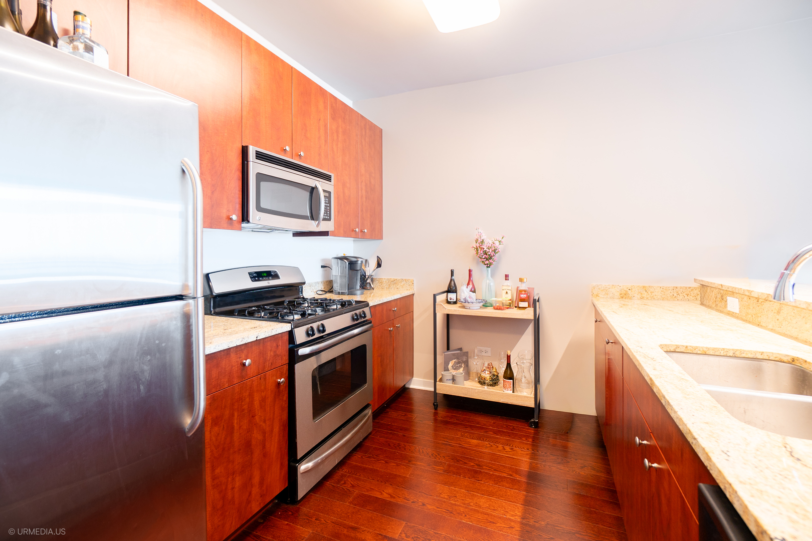 757 North Orleans Street Chicago IL 60654