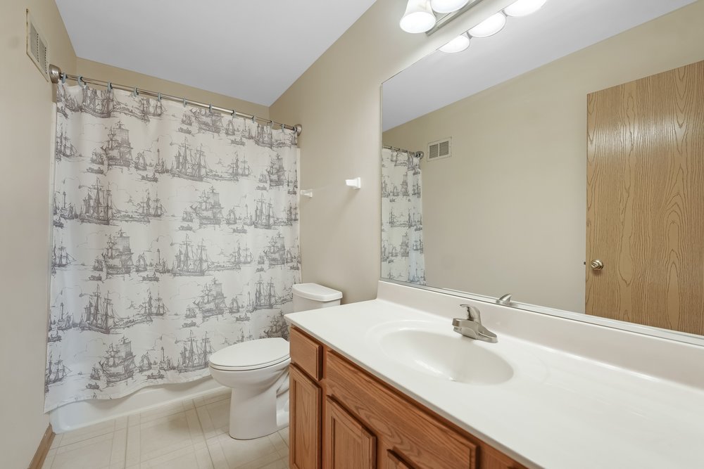 900 Symphony Drive Aurora IL 60504