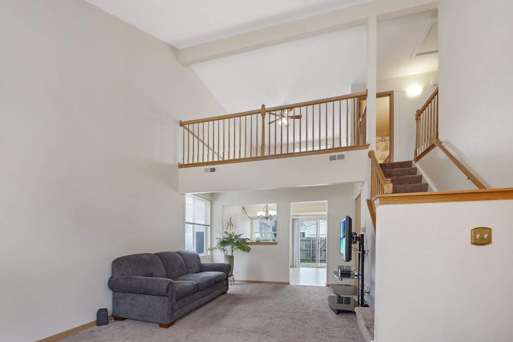 900 Symphony Drive Aurora IL 60504