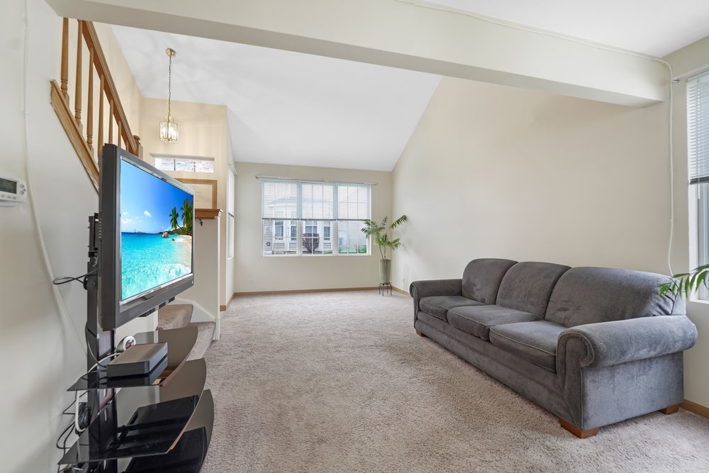900 Symphony Drive Aurora IL 60504