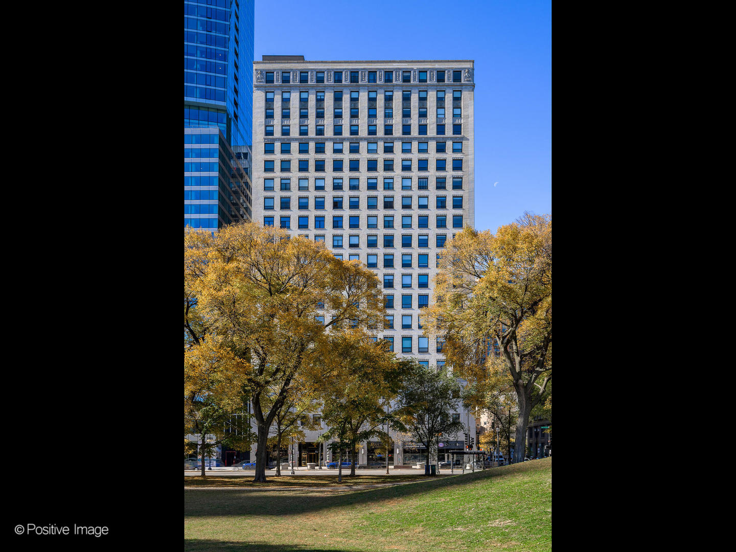 910 South Michigan Avenue Chicago IL 60605