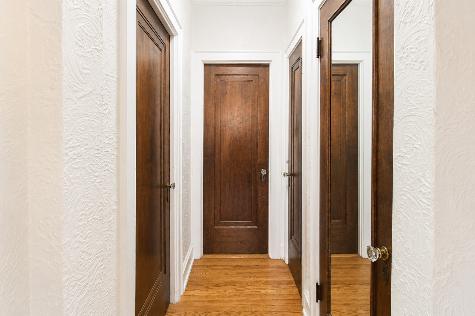 6201 North Oakley Avenue Chicago IL 60659