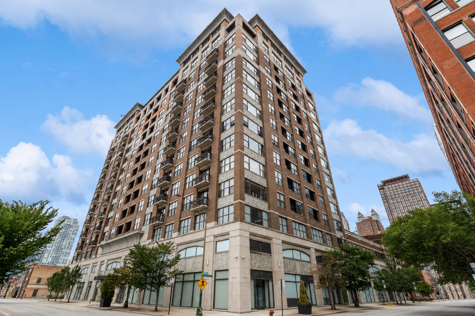849 North Franklin Street Chicago IL 60610