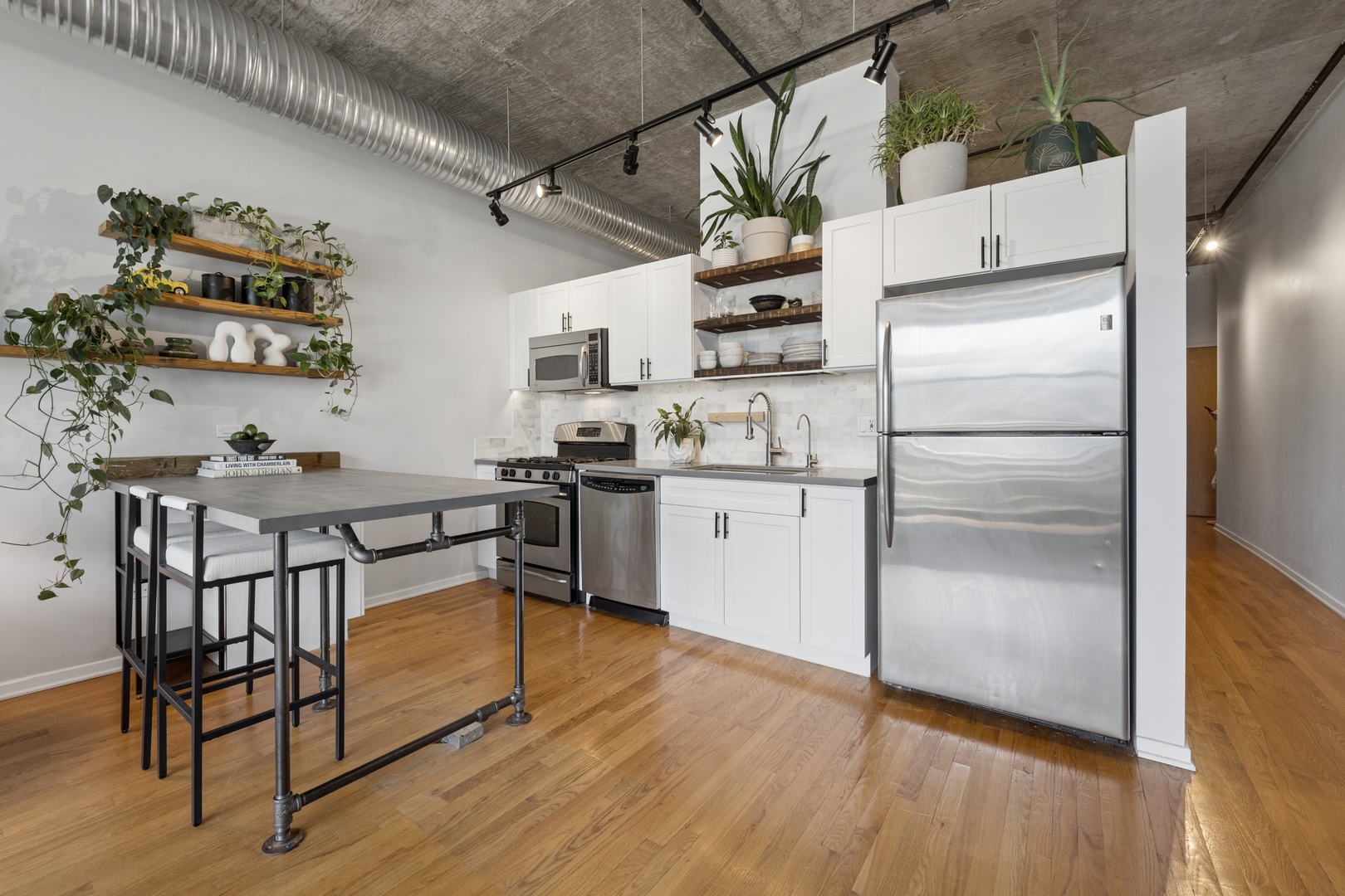 849 North Franklin Street Chicago IL 60610