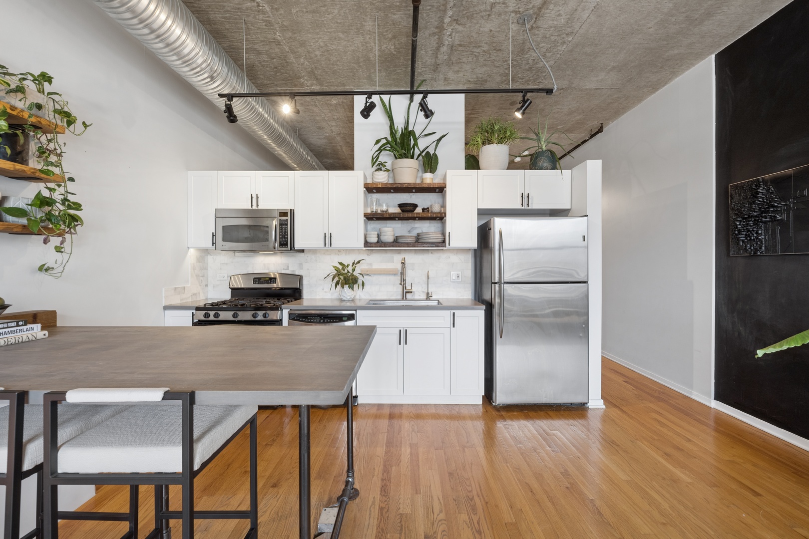 849 North Franklin Street Chicago IL 60610