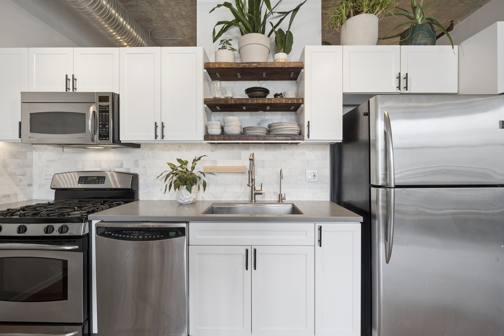 849 North Franklin Street Chicago IL 60610