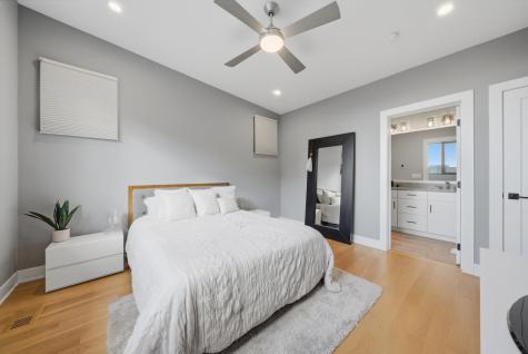 2245 North Rockwell Street Chicago IL 60647