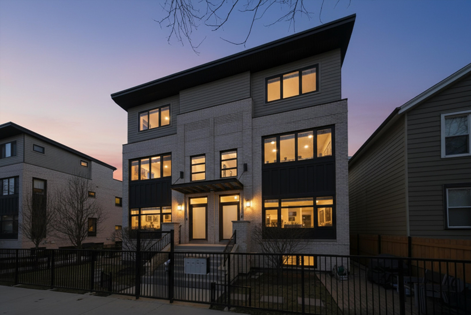2245 North Rockwell Street Chicago IL 60647