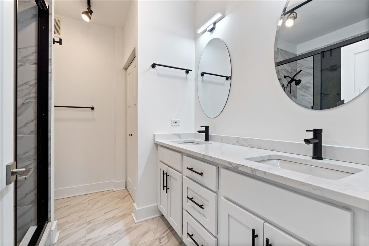 728 West Jackson Boulevard Chicago IL 60661