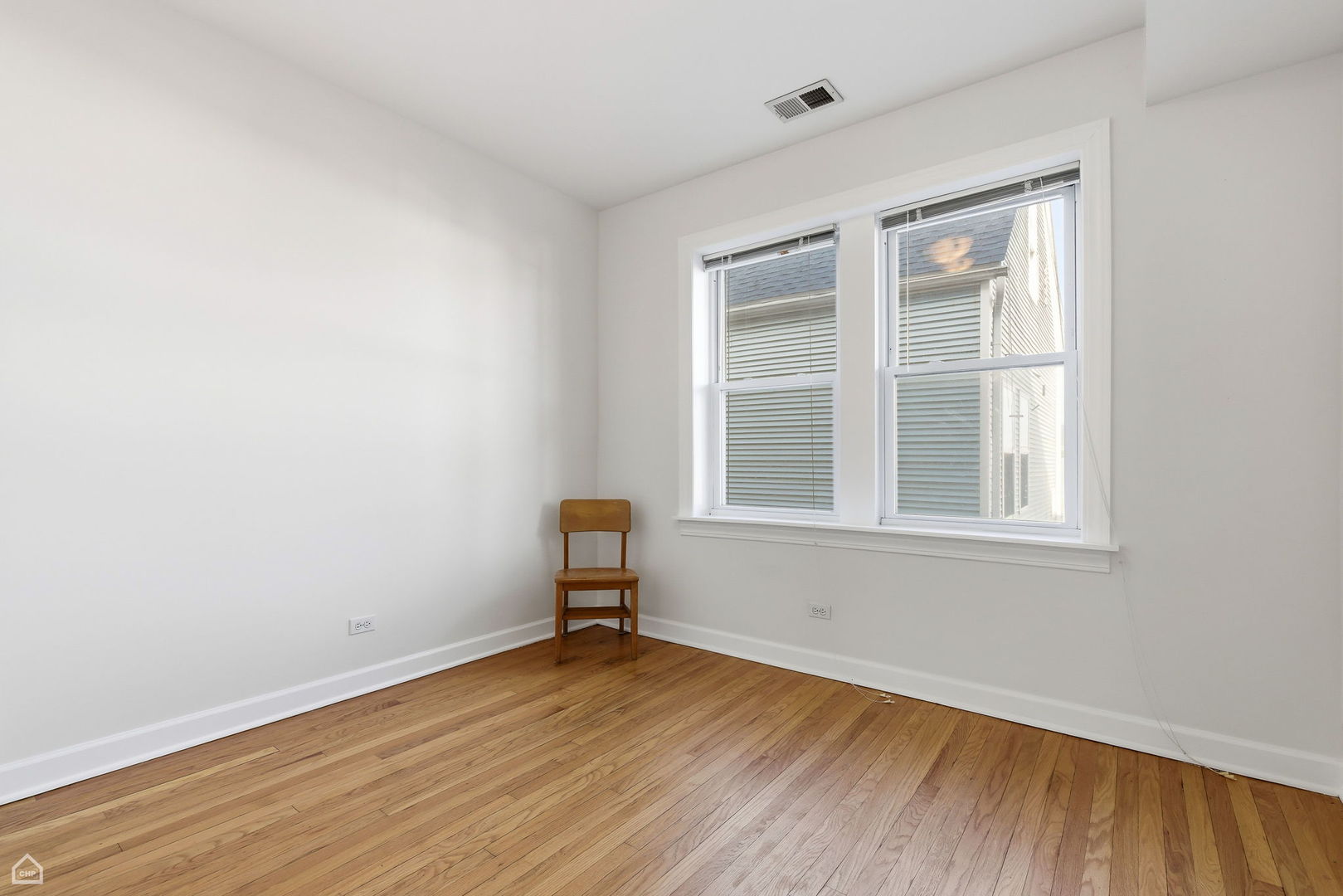 3222 West Berteau Avenue Chicago IL 60618