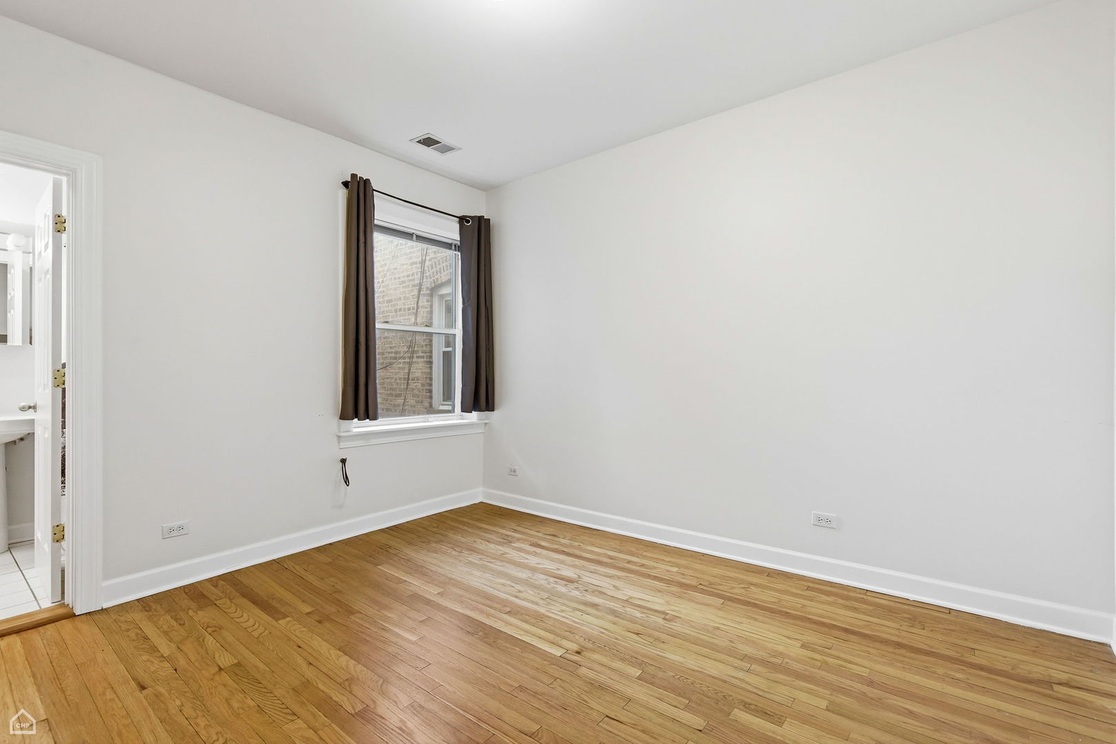 3222 West Berteau Avenue Chicago IL 60618