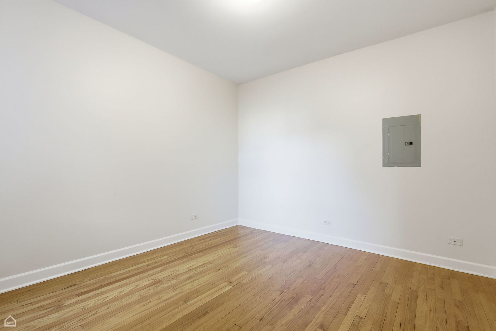 3222 West Berteau Avenue Chicago IL 60618