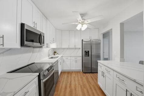 520 Biesterfield Road Elk Grove Village IL 60007