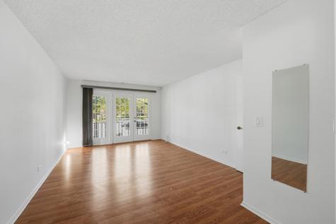 520 Biesterfield Road Elk Grove Village IL 60007