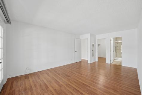 520 Biesterfield Road Elk Grove Village IL 60007