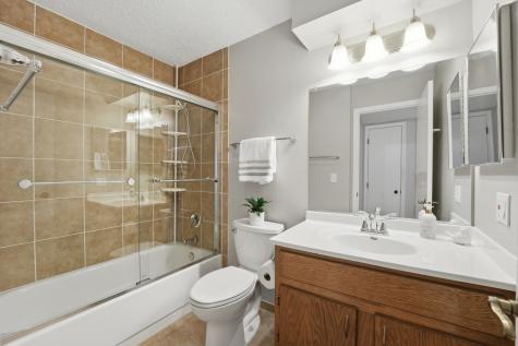 520 Biesterfield Road Elk Grove Village IL 60007