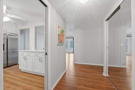 520 Biesterfield Road Elk Grove Village IL 60007