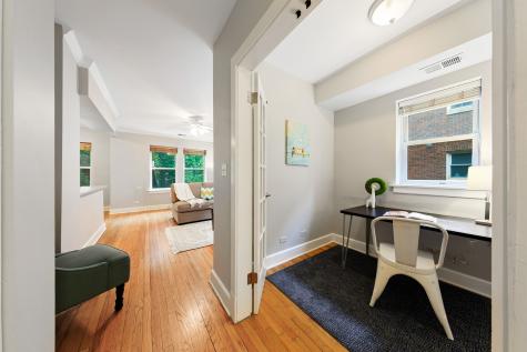 3458 North Janssen Avenue Chicago IL 60657