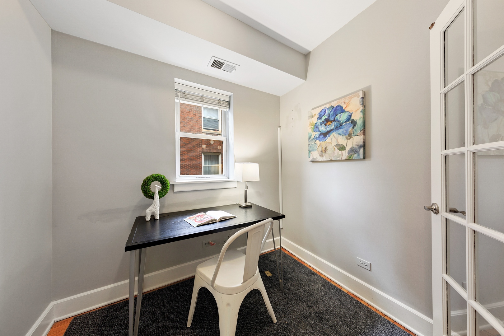 3458 North Janssen Avenue Chicago IL 60657