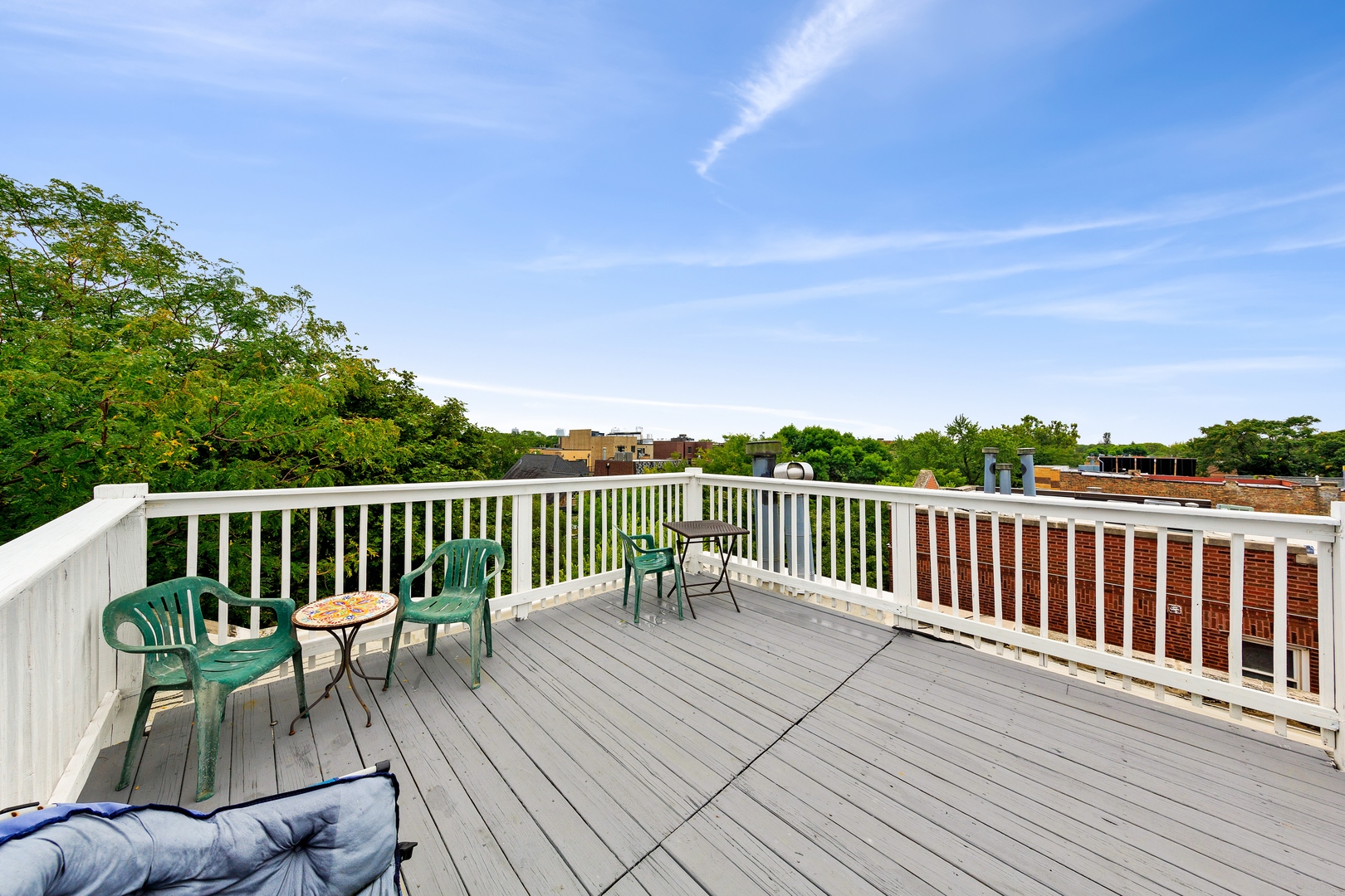 3458 North Janssen Avenue Chicago IL 60657
