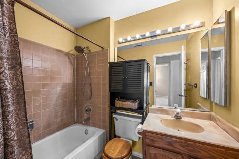 213 Winding Oak Lane Buffalo Grove IL 60089