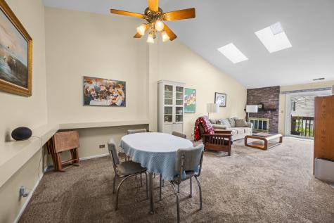 213 Winding Oak Lane Buffalo Grove IL 60089