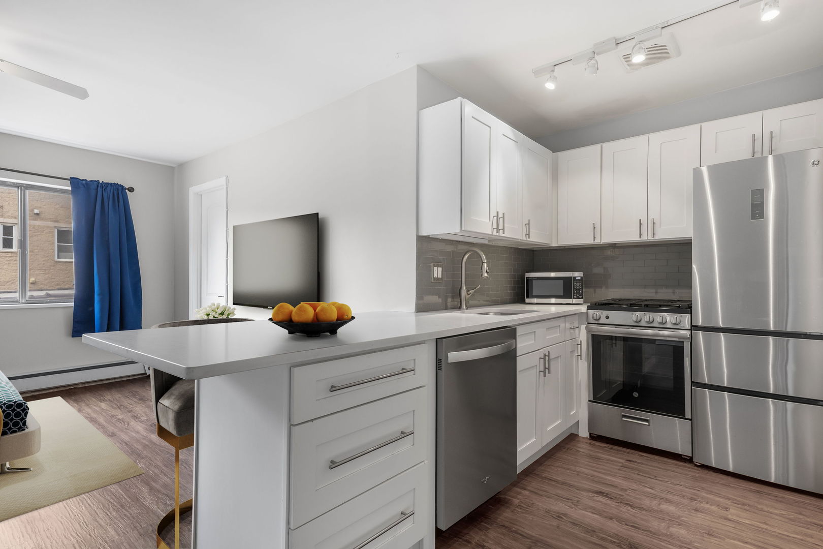 611 West Patterson Avenue Chicago IL 60613