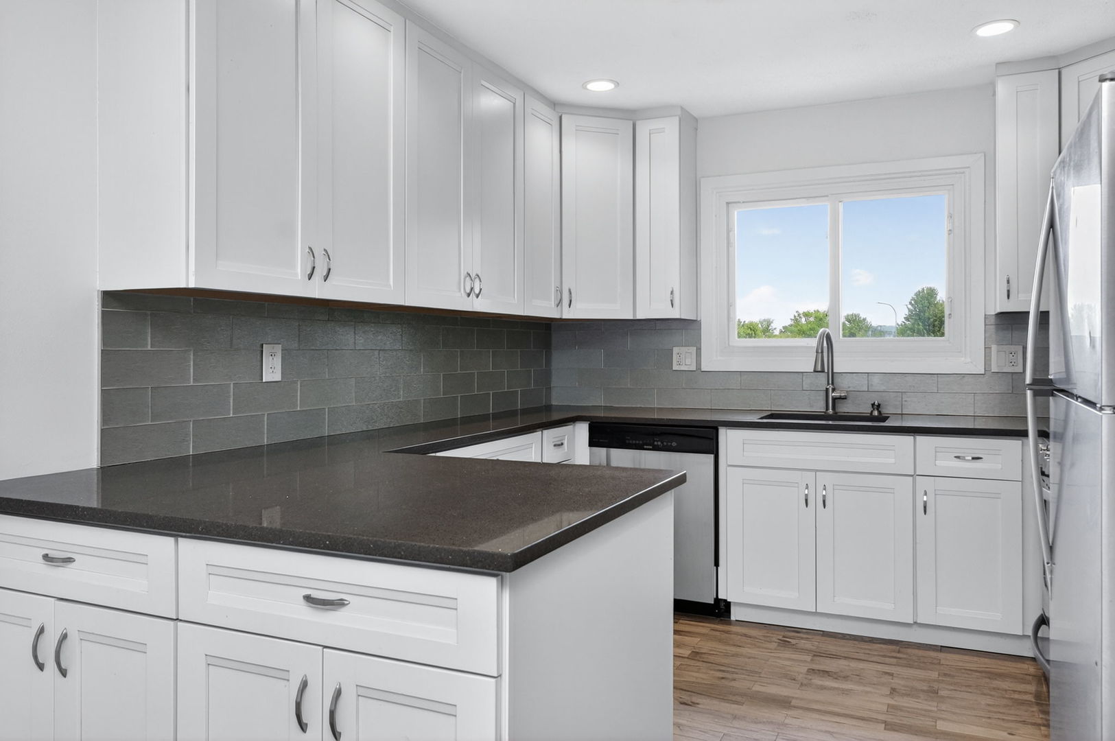 1715 Lakecliffe Drive Wheaton IL 60189