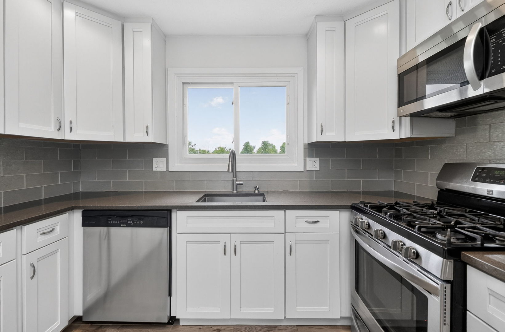 1715 Lakecliffe Drive Wheaton IL 60189