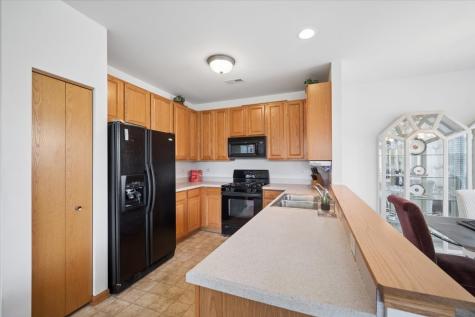 2616 Christie Drive Algonquin IL 60102