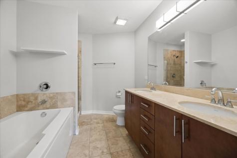 873 North Larrabee Street Chicago IL 60610
