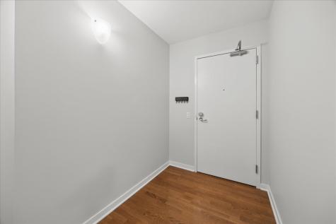 873 North Larrabee Street Chicago IL 60610