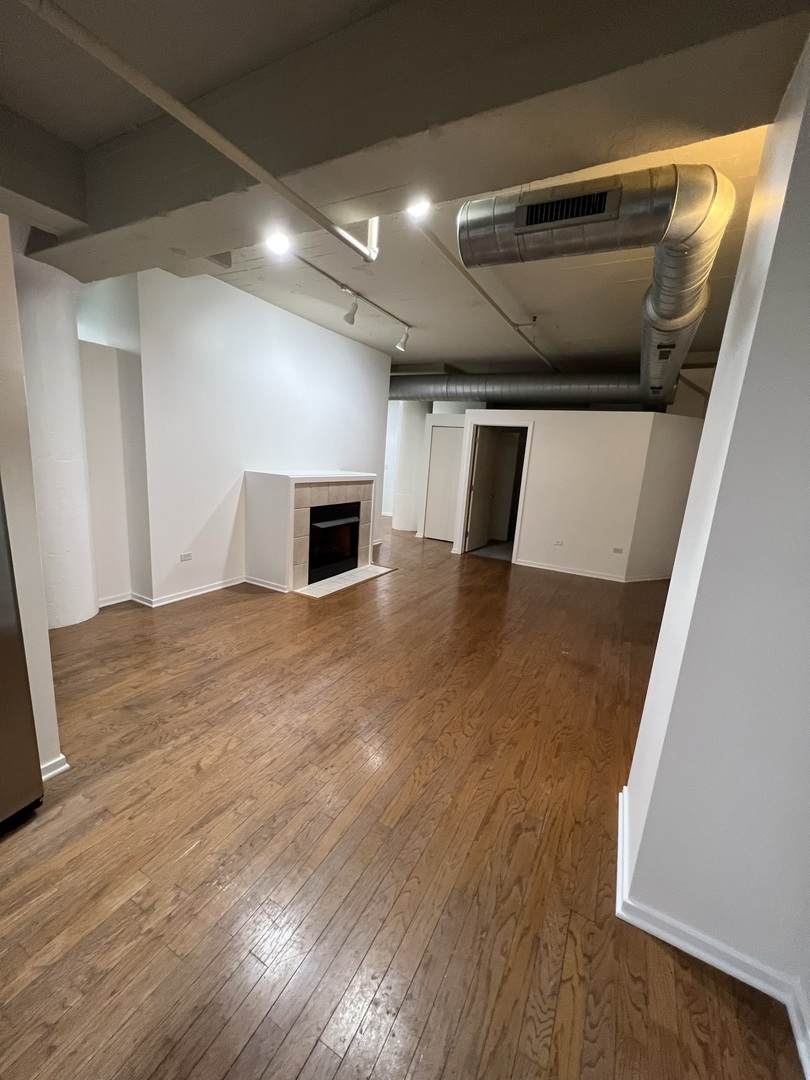 1525 South Sangamon Street Chicago IL 60608