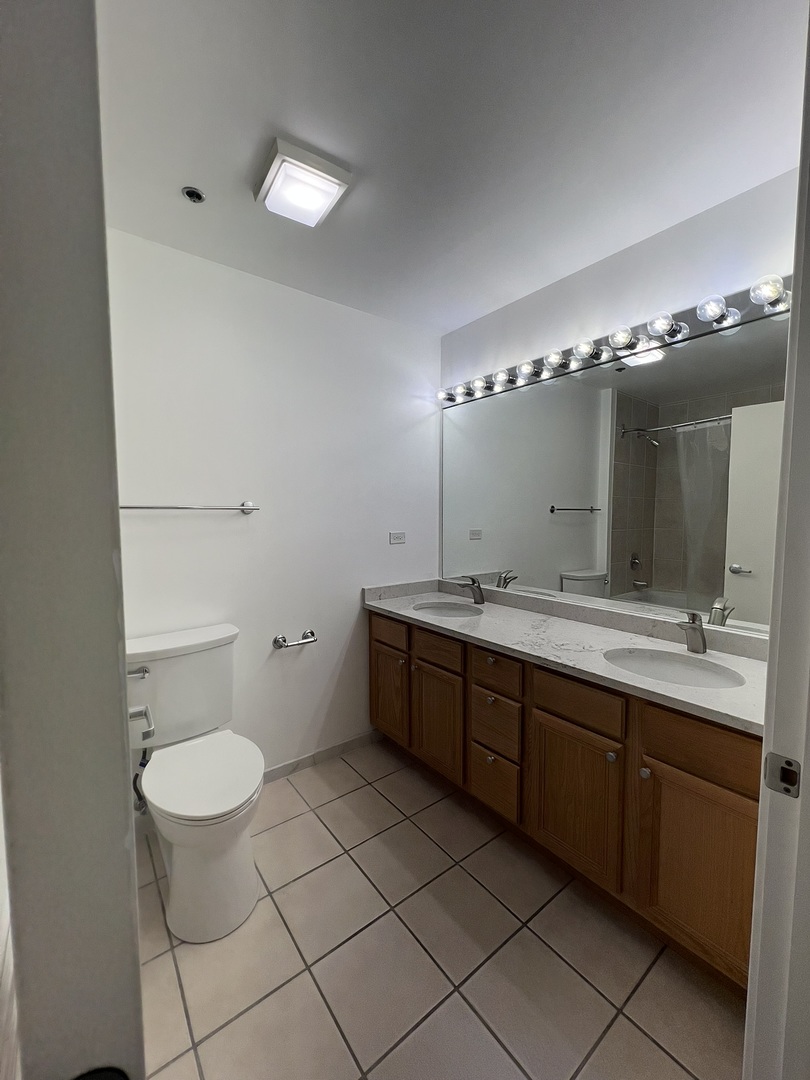 1525 South Sangamon Street Chicago IL 60608