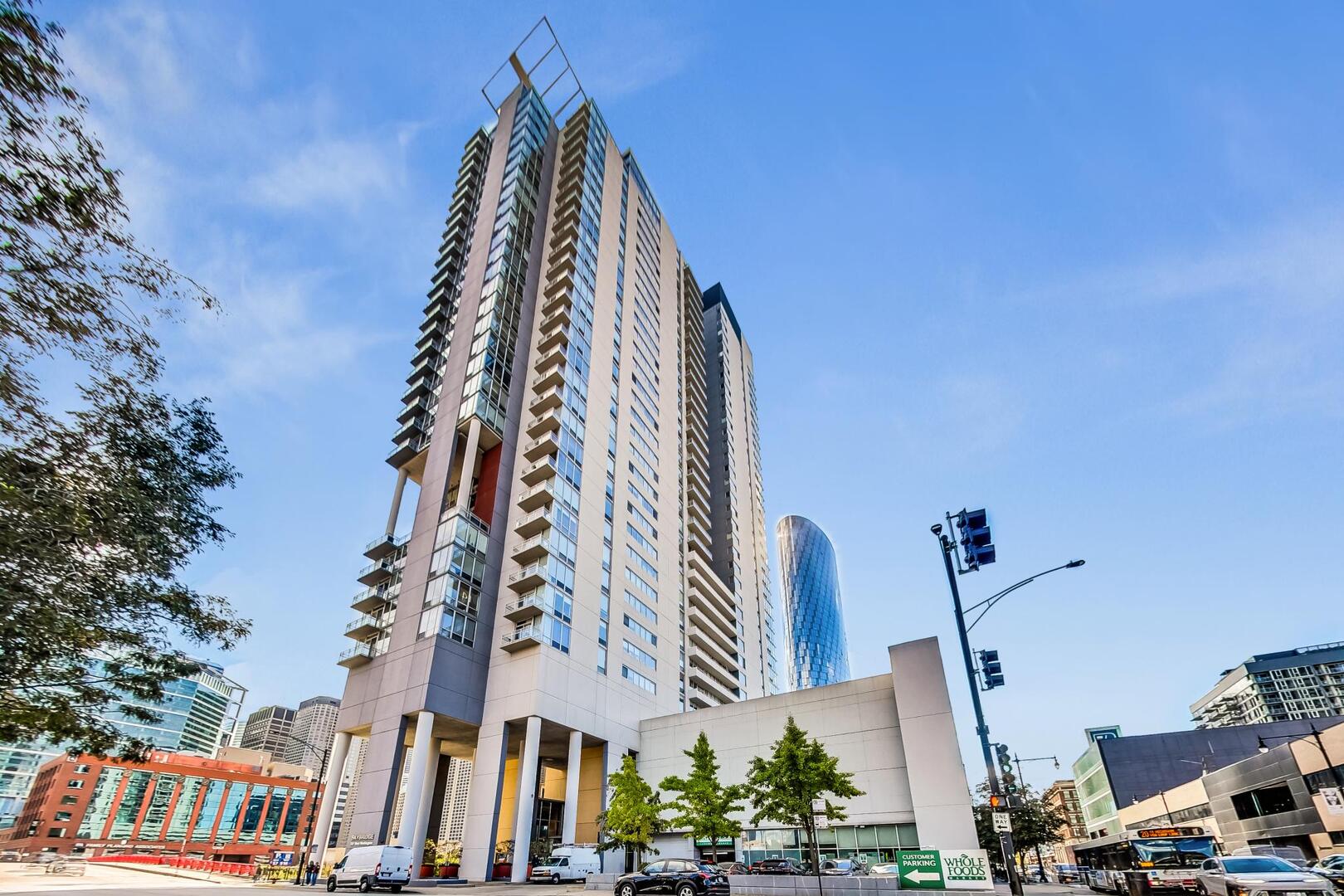 737 West Washington Boulevard Chicago IL 60661