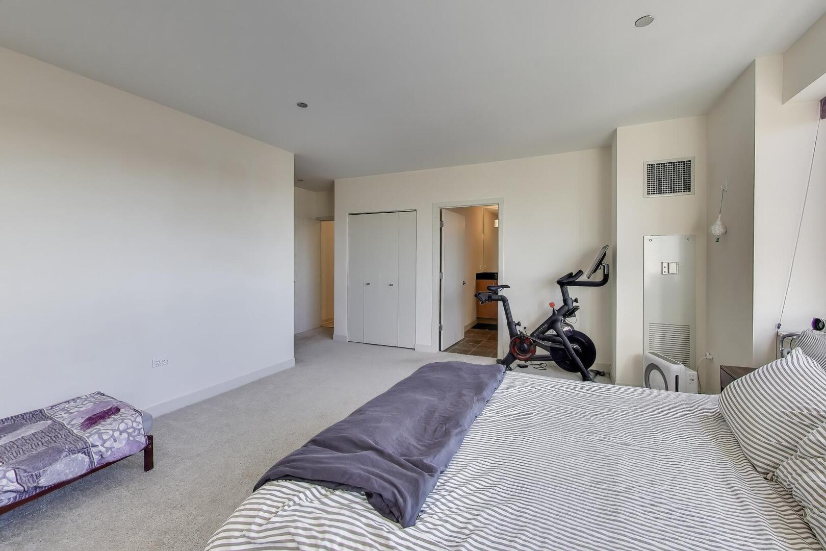 737 West Washington Boulevard Chicago IL 60661