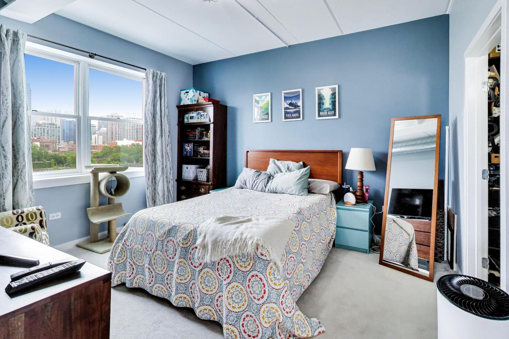 873 North Larrabee Street Chicago IL 60610