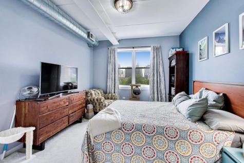 873 North Larrabee Street Chicago IL 60610