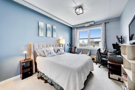 873 North Larrabee Street Chicago IL 60610